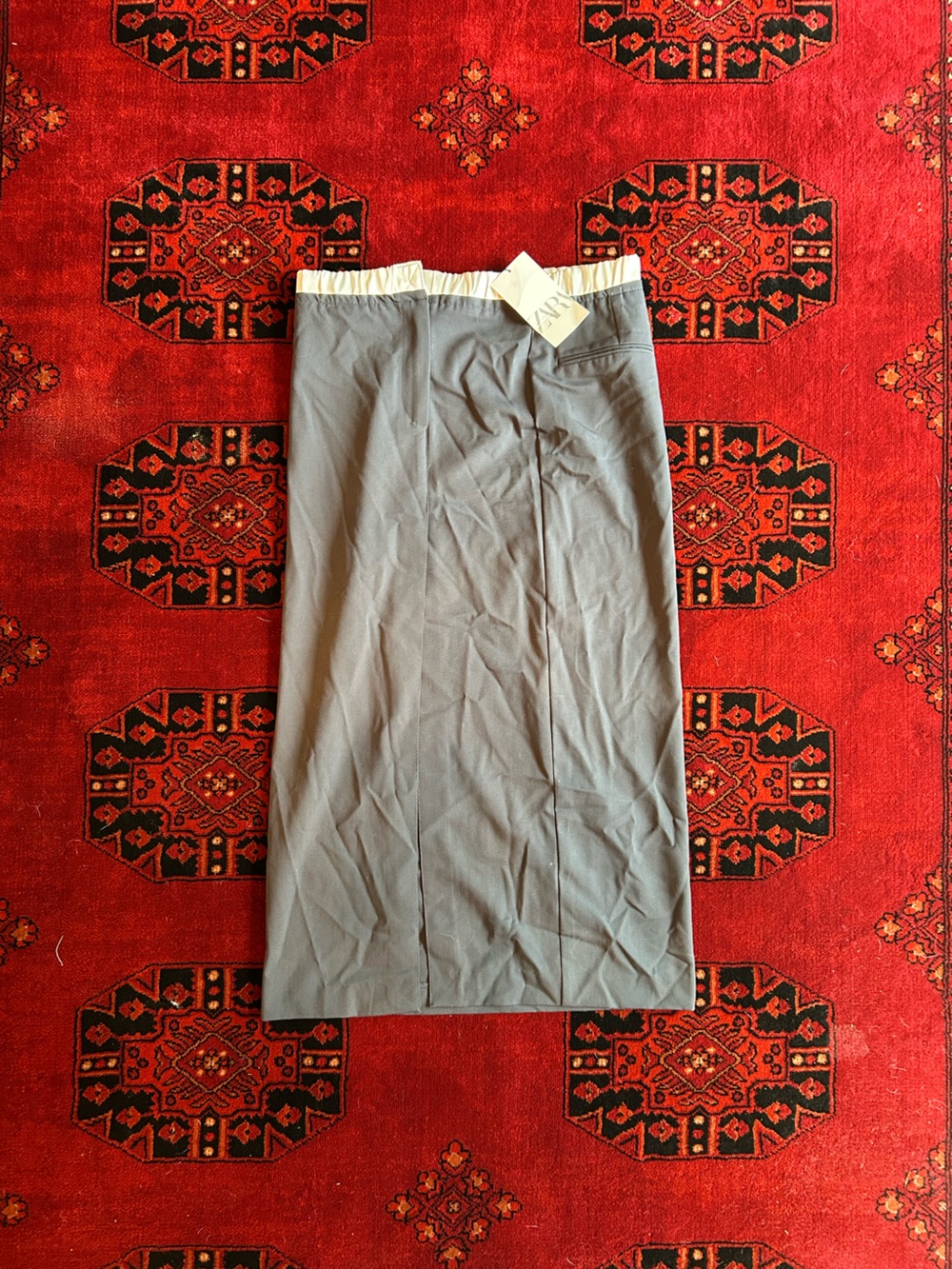 NWT Zara Straight Midi Skirt in Light Gray with Elastic Waistband